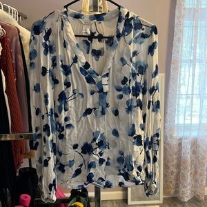 Long sleeve, white and blue V neck with buttons from H&M